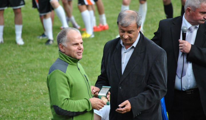 8. fotografia fotogalérie Šport / Galéria: 50. výročie organizovaného futbalu v obci - foto