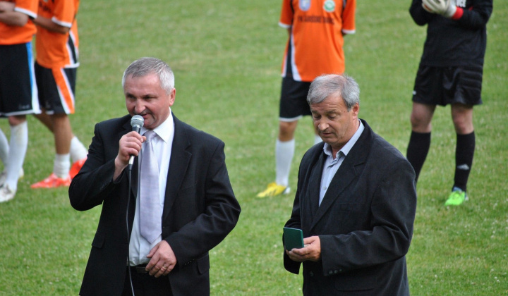 14. fotografia fotogalérie Šport / Galéria: 50. výročie organizovaného futbalu v obci - foto