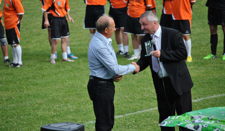 20. fotografia fotogalérie Šport / Galéria: 50. výročie organizovaného futbalu v obci - foto