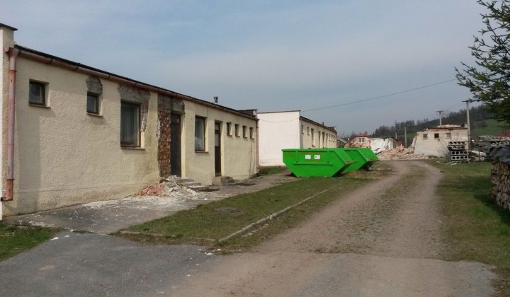 1. fotografia fotogalérie Búranie objektu bývalej škôlky
