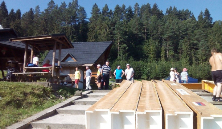 1. fotografia fotogalérie Splav Dunajca na drevených pltiach v Červenom Kláštore  a obed v Lesnici