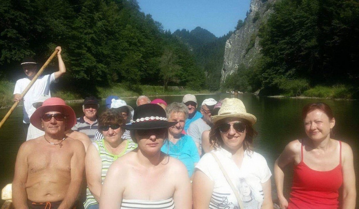 12. fotografia fotogalérie Splav Dunajca na drevených pltiach v Červenom Kláštore  a obed v Lesnici