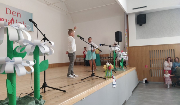 1. fotografia fotogalérie Kultúrny program ku Dňu matiek - 15.5.2022