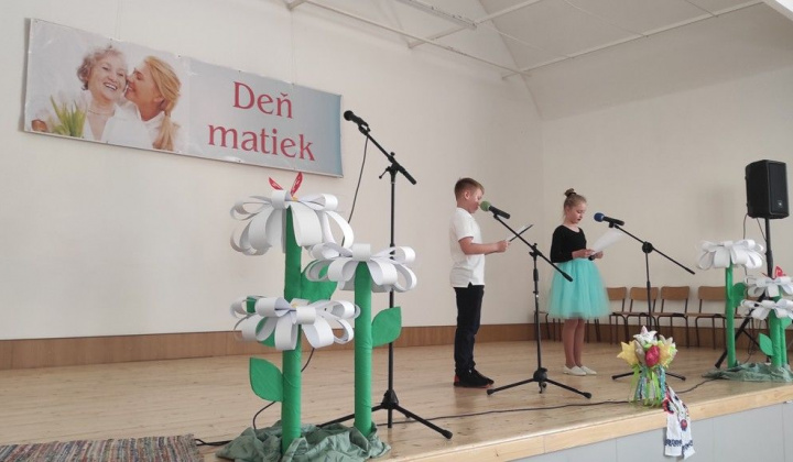 4. fotografia fotogalérie Kultúrny program ku Dňu matiek - 15.5.2022